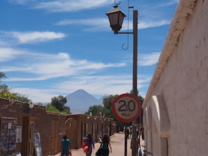 Gruppenreisen für Alleinreisende & Erlebnisreisen I Anden Ablauf I Tag 4 Schlender durch die Altstadt von San Pedro de Atacama