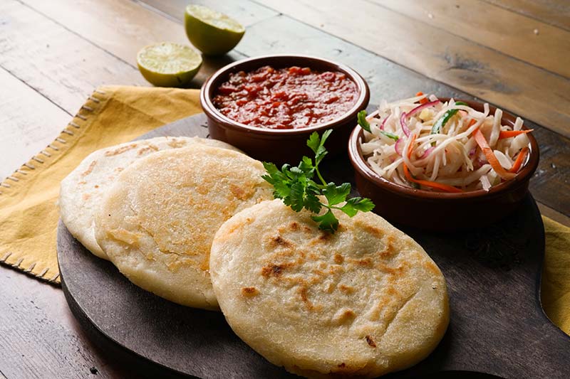 anrichten-pupusas Anrichten - Pupusas