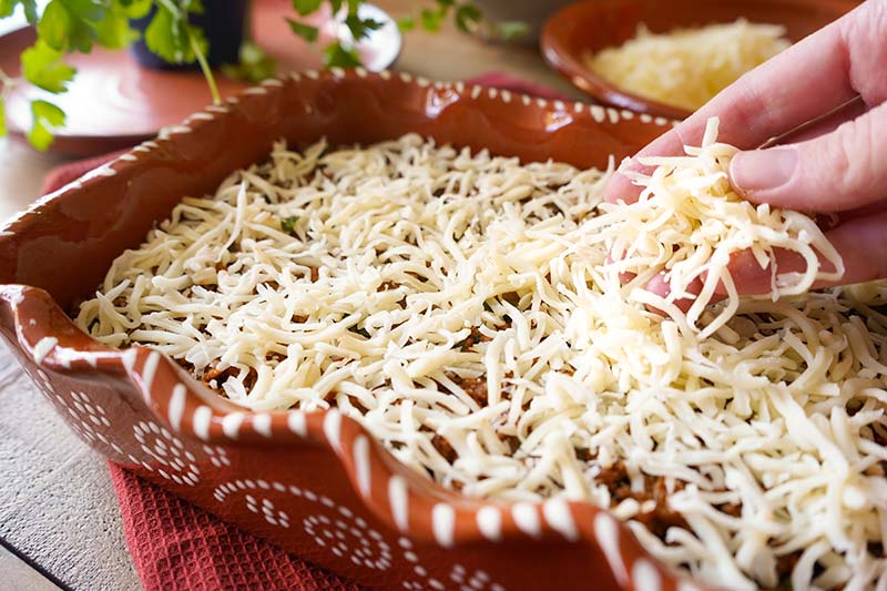 käse-bestreuen-escondidinho Käse bestreuen - Escondidinho